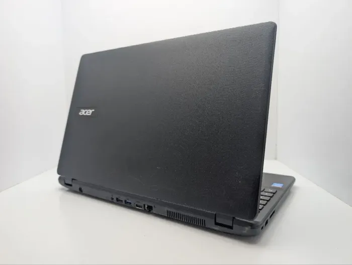 Ноутбук Acer Aspire ES1-571 / 15.6" (1366x768) TN / Intel Core i3-5005U (2 (4) ядра по 2.0 GHz) / 8 GB DDR3 / 1000 GB HDD / Intel HD Graphics 5500 / WebCam / DVD-ROM б/в - зображення 8