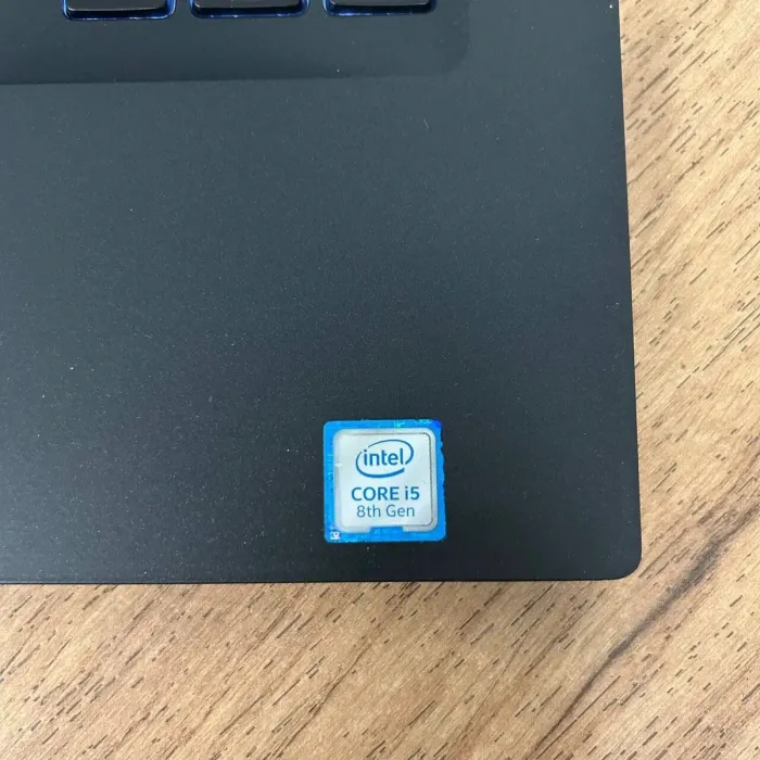 Ультрабук Б-клас Dell Latitude 7490 / 14" (1920x1080) IPS Touch / Intel Core i5-8350U (4 (8) ядра по 1.7 - 3.6 GHz) / 8 GB DDR4 / 240 GB SSD / Intel UHD Graphics 620 / WebCam б/в - зображення 8