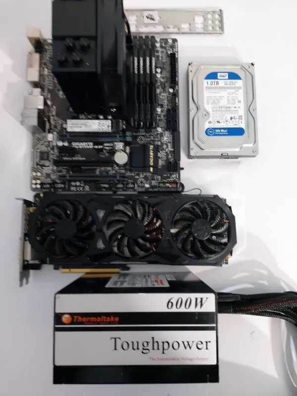 Ігровий ПК Prologix GM-01MAB Tower / Intel Core i7-6700K (4 (8) ядра по 4,2 - 4,2 ГГц) / 24 ГБ DDR4 / 256 ГБ SSD M.2 + 1000 ГБ HDD / nVidia GeForce GTX 1070, 8 ГБ GDDR5, 256-біт / 600 Вт б/в - зображення 9