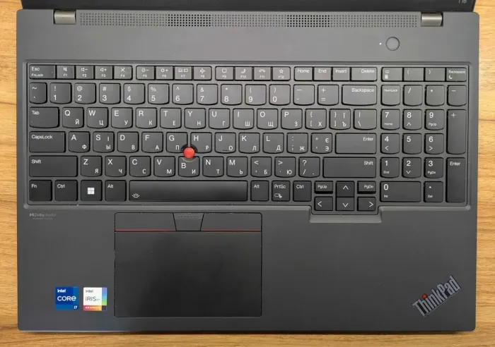 Ультрабук Lenovo ThinkPad T16 Gen1 / 16" (1920x1080) IPS / Intel Core i7-1260P (12 (16) ядер по 3.4 - 4.7 GHz) / 24 GB DDR4 / 512 GB SSD / Intel Iris Xe Graphics / WebCam / Windows 10 б/в - зображення 3