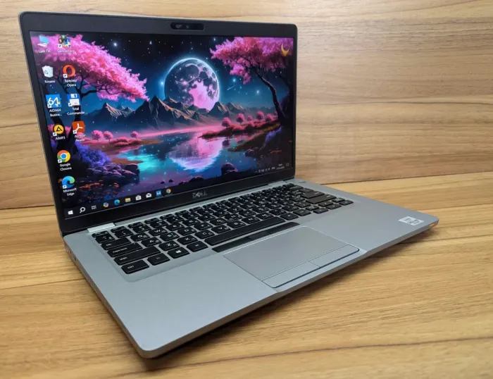 Ультрабук Dell Latitude 5410 / 14" (1920x1080) IPS / Intel Core i5-10310U (4 (8) ядра по 1.7 - 4.4 GHz) / 16 GB DDR4 / 480 GB SSD / Intel UHD Graphics / WebCam / HDMI / Windows 10 б/в - зображення 4