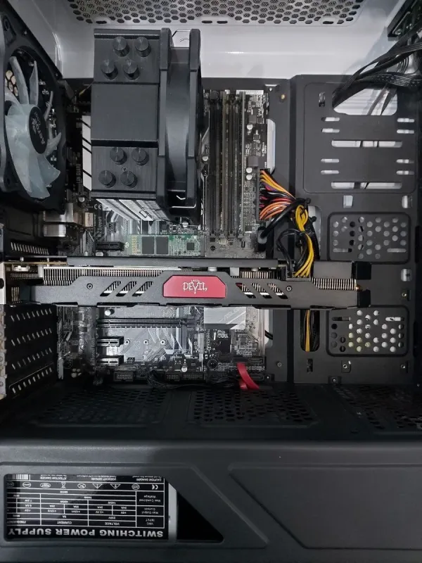 Ігровий ПК GameMax Starlight White Tower / Intel Core i5-7500 (4 ядра по 3,4 - 3,8 ГГц) / 16 ГБ DDR4 / 240 ГБ SSD + 480 ГБ SSD + 500 ГБ HDD / AMD Radeon RX 480, 8 ГБ GDDR5, 256-біт / 600 Вт б/в - зображення 5