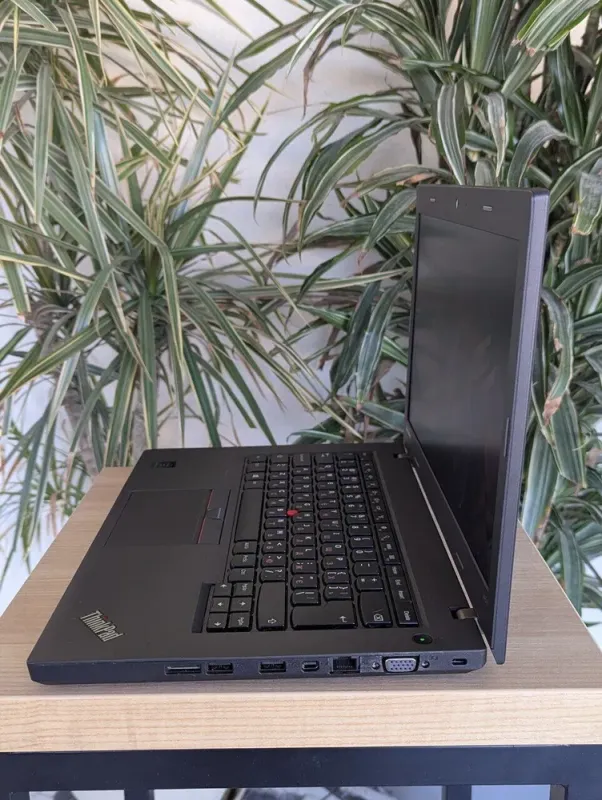 Ноутбук Б-клас Lenovo ThinkPad L450 / 14" (1366x768) TN / Intel Core i3-5005U (2 (4) ядра по 2.0 GHz) / 8 GB DDR3 / 128 GB SSD / Intel HD Graphics 5500 / WebCam б/в - зображення 6