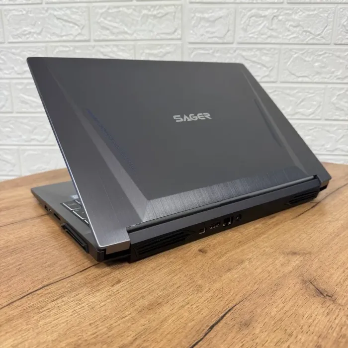 Ігровий ноутбук Б-клас Sager NH58RH / 15.6" (1920x1080) IPS / Intel Core i5-9300H (4 (8) ядра по 2.4 - 4.1 GHz) / 16 GB DDR4 / 128 GB SSD M.2 + 1000 GB HDD / nVidia GeForce GTX 1050, 3 GB GDDR5, 96-bit / WebCam б/в - зображення 6