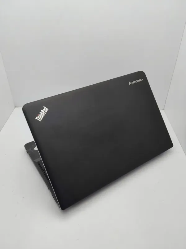 Ноутбук Lenovo E540 / 15.6" (1366x768) TN / Intel Core i5-4300M (2 (4) ядра по 2.6 - 3.3 GHz) / 6 GB DDR3 / 500 GB HDD / Intel HD Graphics 4600 / WebCam б/в - зображення 8