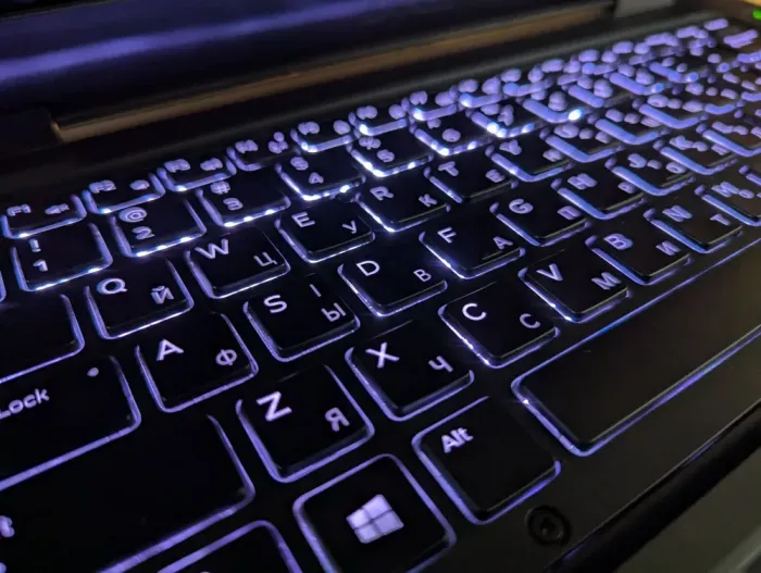 Захищений ноутбук Dell Latitude 14 Rugged 5414 / 14" (1920x1080) IPS / Intel Core i5-6300U (2 (4) ядра по 2.4 - 3.0 GHz) / 16 GB DDR4 / 512 GB SSD / Intel HD Graphics 520 / VGA / WebCam / Windows 10 б/в - зображення 6