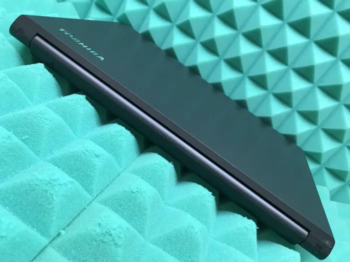 Ноутбук Toshiba Tecra A50-A / 15.6" (1366x768) TN / Intel Core i5-4200M (2 (4) ядра по 2.5-3.1 GHz) / 8 GB DDR3 / 120 GB SSD / HD Graphics 4600 / WebCam / DVD-RW / USB 3.0 / HDMI б/в - зображення 9