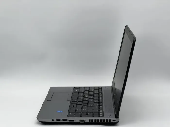 Ноутбук HP ProBook 650 G1 / 15.6" (1920x1080) TN / Intel Core i5-4300M (2 (4) ядра по 2.6 - 3.3 GHz) / 8 GB DDR3 / 120 GB SSD / Intel HD Graphics 4600 / WebCam б/в - зображення 4