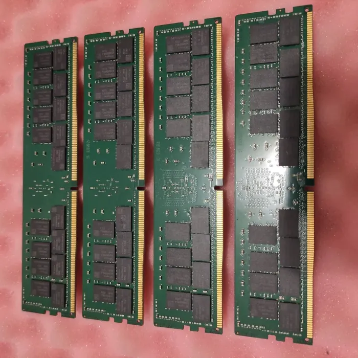 Комплект: Серверна оперативна пам'ять Hynix / 128 GB (4x 32 GB) / 2Rx4 PC4-3200AA / DDR4 ECC / 3200 MHz б/в - зображення 3