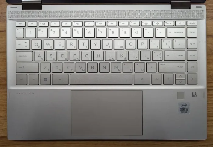 Ноутбук-трансформер Б-клас HP Pavilion x360m 14m-dw / 14" (1920x1080) IPS Touch / Intel Core i5-1035G1 (4 (8) ядра по 1.0 - 3.6 GHz) / 16 GB DDR4 / 480 GB SSD / Intel UHD Graphics / WebCam / TouchID / Windows 10 б/в - зображення 4