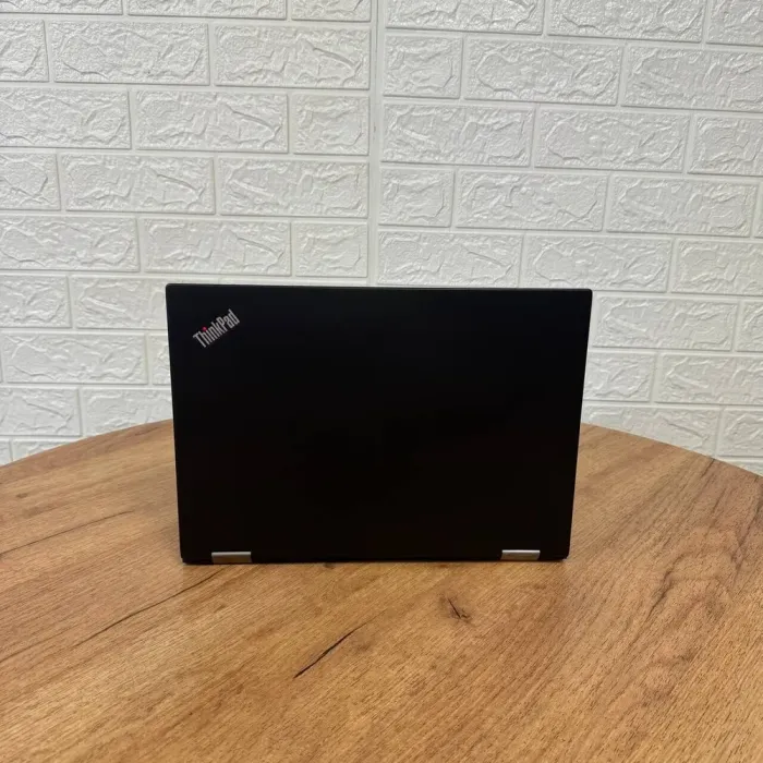 Ультрабук-трансформер Б-клас Lenovo ThinkPad X13 Yoga Gen 1 / 13.3" (1920x1080) IPS Touch / Intel Core i7-10510U (4 (8) ядра по 1.8 - 4.9 GHz) / 16 GB DDR4 / 250 GB SSD NVMe / Intel UHD Graphics / WebCam б/в - зображення 3