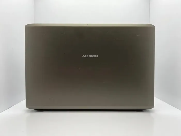 Ноутбук Medion Akoya E7227 / 17.3" (1600x900) TN / Intel Core i3-4100M (2 (4) ядра по 2.5 GHz) / 8 GB DDR3 / 500 GB HDD / Intel HD Graphics 4600 / WebCam / HDMI б/в - зображення 5