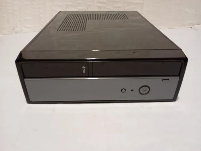 ПК Brain Business SFF AMD Athlon II X2 270 (2 ядра по 3.4 GHz) / 8 GB DDR3 / 128 GB SSD / AMD Radeon HD 3000 Graphics / DVD-RW б/в - зображення 2