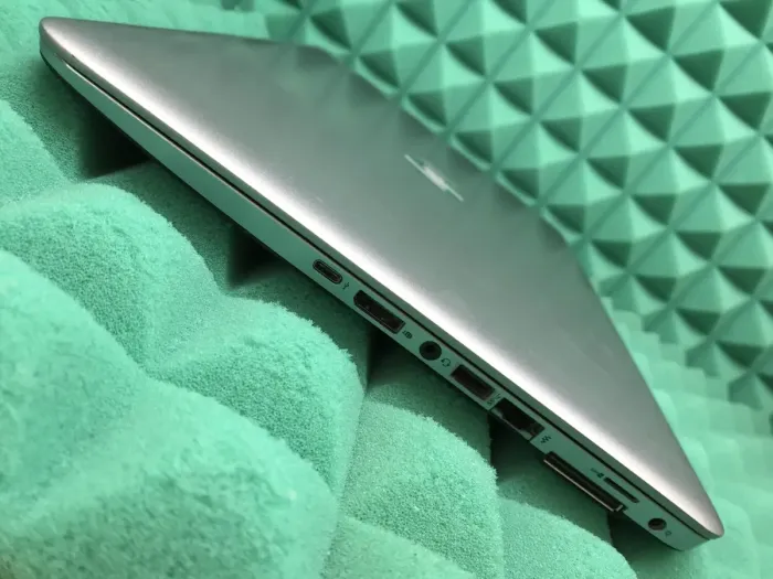 Ноутбук Б-клас HP EliteBook 850 G3 / 15.6" (1366x768) TN / Intel Core i5-6200U (2 (4) ядра по 2.3 - 2.8 GHz) / 8 GB DDR4 / 192 GB SSD / Intel HD Graphics 520 / WebCam / DisplayPort б/в - зображення 6