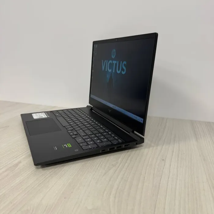 Ігровий ноутбук HP Victus 16-s0076nr / 16.1" (1920x1080) IPS / AMD Ryzen 5 7640HS (6 (12) ядра по 4.3 - 5.0 GHz) / 16 GB DDR5 / 512 GB SSD / nVidia GeForce RTX 4060, 8 GB GDDR6, 128-bit / WebCam б/в - зображення 5