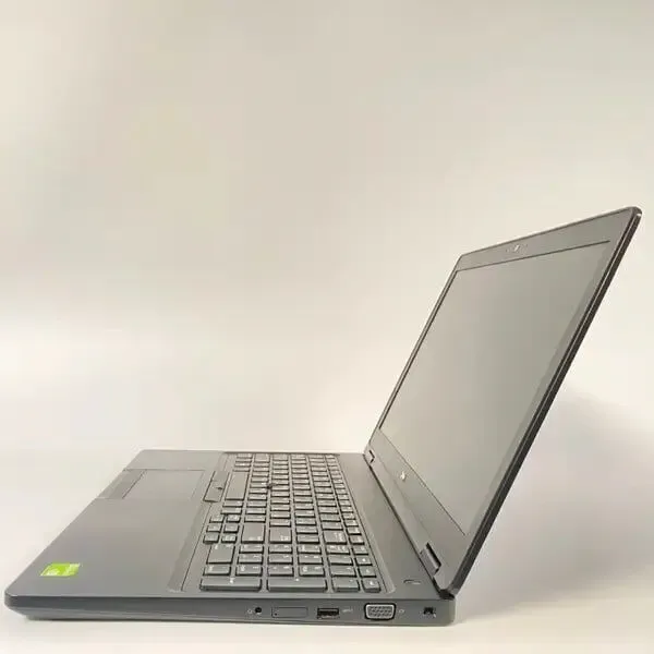 Ігровий ноутбук Dell Latitude 5591 / 15.6" (1920x1080) IPS / Intel Core i5-8400H (4 ядра по 2.5 - 4.2 GHz) / 16 GB DDR4 / 512 GB SSD / nVidia GeForce MX130, 2 GB GDDR5, 64-bit / WebCam / HDMI / SIM б/в - зображення 5
