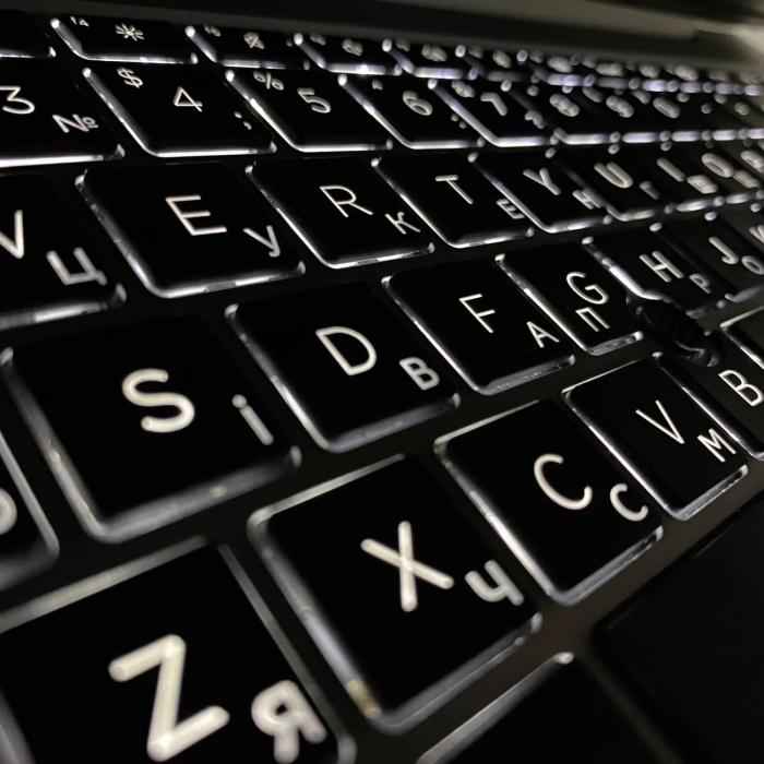 Ультрабук Б-клас HP EliteBook 840 G8 / 14" (1920x1080) IPS / Intel Core i5-1145G7 (4 (8) ядра по 2.6 - 4.4 GHz) / 16 GB DDR4 / 256 GB SSD / Intel Iris Xe Graphics / TouchID / WebCam б/в - зображення 7