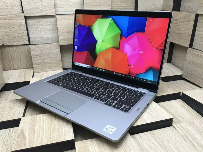 Ноутбук-трансформер Б-клас Dell Latitude 5310 2-in-1 / 13.3" (1920x1080) IPS Touch / Intel Core i7-10610U (4 (8) ядра по 1.8 - 4.9 GHz) / 8 GB DDR4 / 256 GB SSD M.2 / Intel UHD Graphics / WebCam / Windows 10 б/в - зображення 3