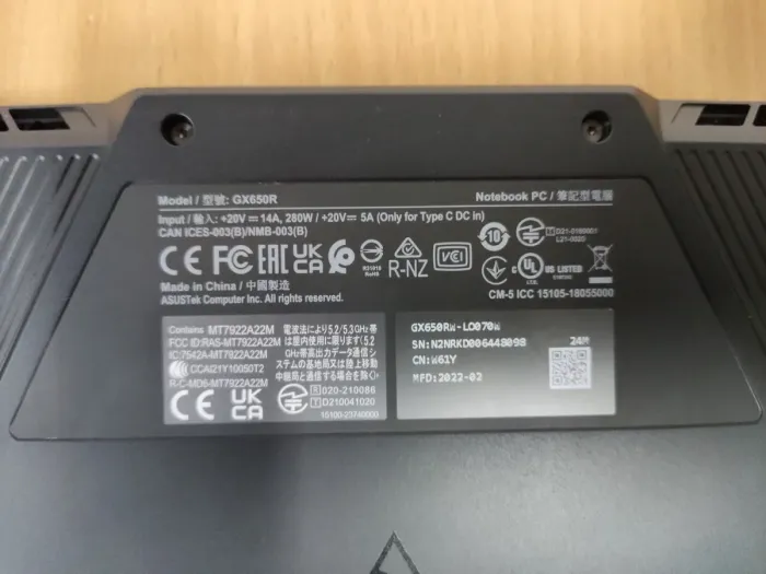 Ігровий ноутбук Asus ROG Zephyrus Duo 16 / 16" (1920x1200) IPS / AMD Ryzen 7 6800H (8 (16) ядер по 3.2 - 4.7 GHz) / 32 GB DDR5 / 2000 GB SSD M.2 / nVidia GeForce RTX 3070 Ti, 8 GB GDDR6, 256-bit / WebCam б/в - зображення 6