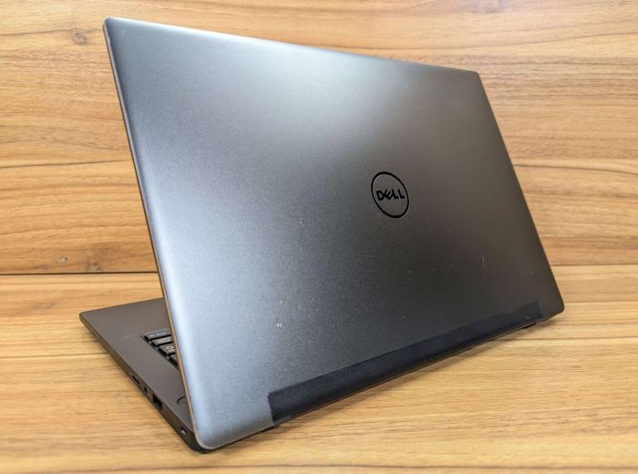 Ультрабук Dell Latitude 7370 / 13.3" (1920x1080) IPS / Intel Core m7-6Y75 (2 (4) ядра по 1.2 - 3.1 GHz) / 16 GB DDR3 / 512 GB SSD / Intel HD Graphics 515 / mHDMI / Windows 10 б/в - зображення 7