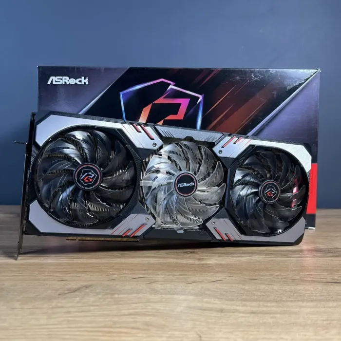 Дискретна відеокарта AMD Radeon RX 6800 XT, 16 GB GDDR6, 256-bit / 3x DisplayPort, 1x HDMI б/в - зображення 2