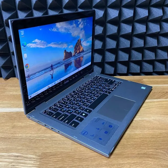 Ультрабук Б-клас Dell Inspiron 13 5000 (P69G) / 13.3" (1920x1080) IPS Touch / Intel Core i5-8250U (4 (8) ядра по 1.6 - 3.4 GHz) / 16 GB DDR4 / 256 GB SSD / Intel UHD Graphics 620 / WebCam / HDMI б/в - зображення 3