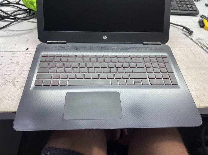 Ігровий ноутбук Б-клас HP Omen 15-ax257nr / 15.6" (1920x1080) IPS / Intel Core i7-7700HQ (4 (8) ядра по 2.8 - 3.8 GHz) / 16 GB DDR4 / 240 GB SSD / nVidia GeForce GTX 1050 Ti, 4 GB GDDR5, 128-bit / WebCam б/в - зображення 4