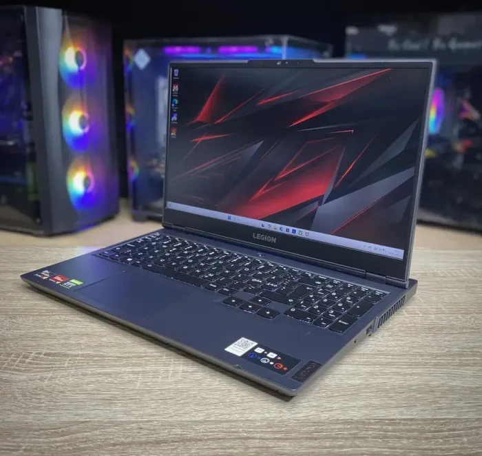 Ігровий ноутбук Lenovo Legion 5 / 16" (2560x1600) IPS / AMD Ryzen 7 5800H (8 (16) ядер по 3.2 - 4.4 GHz) / 16 GB DDR4 / 1000 GB SSD / nVidia GeForce RTX 3070, 8 GB GDDR6, 256-bit / WebCam б/в - зображення 5