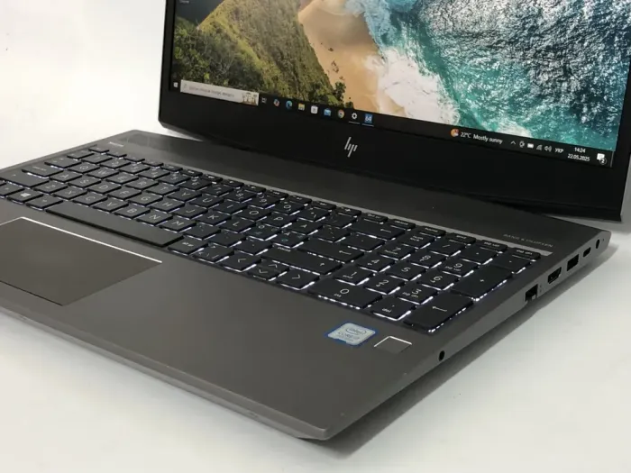 Мобільна робоча станція HP ZBook 15v G5 / 15.6" (1920x1080) IPS / Intel Core i7-8750H (6 (12) ядер по 2.2 - 4.1 GHz) / 16 GB DDR4 / 256 GB SSD NVMe / nVidia Quadro P600, 4 GB GDDR5, 128-bit / WebCam / Win 10 Pro б/в - зображення 9