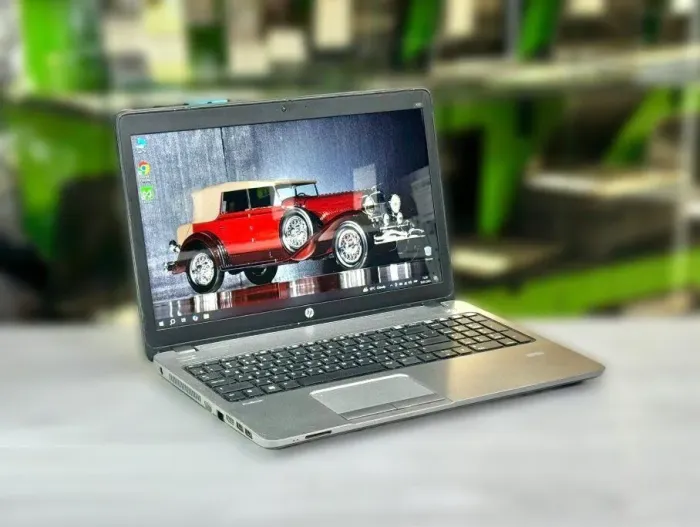 Ноутбук Б-клас HP ProBook 450 G1 / 15.6" (1366x768) TN / Intel Core i5-3230M (2 (4) ядра по 2.6 - 3.2 GHz) / 8 GB DDR3 / 120 GB SSD + 500 GB HDD / Intel HD Graphics 4000 / WebCam / Win 10 Pro б/в - зображення 3