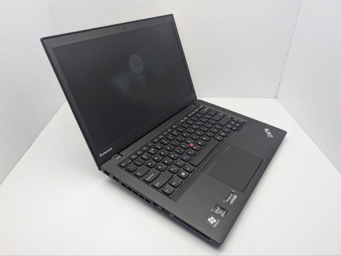 Ноутбук Lenovo ThinkPad T440s / 14" (1600x900) TN / Intel Core i5-4300U (2 (4) ядра по 1.9 - 2.9 GHz) / 8 GB DDR3 / 256 GB SSD / Intel HD Graphics 4400 / WebCam б/в - зображення 7