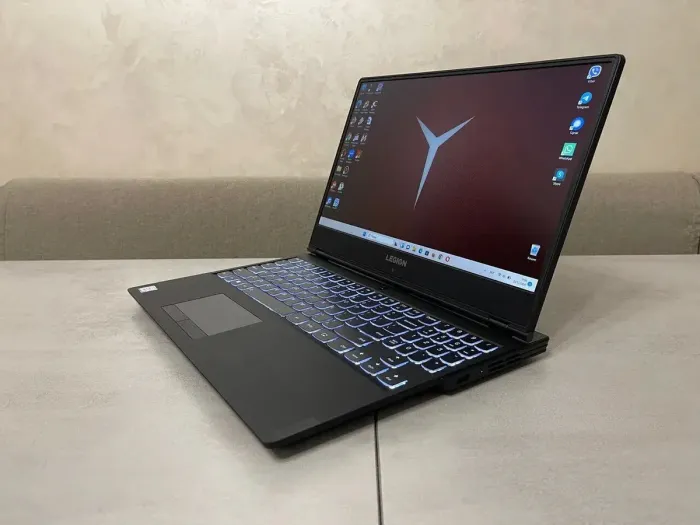 Ігровий ноутбук Б-клас Lenovo Legion Y540-15IRH / 15.6" (1920x1080) IPS / Intel Core i5-9300HF (4 (8) ядра по 2.4 - 4.1 GHz) / 32 GB DDR4 / 256 GB SSD M.2 + 2000 GB HDD / nVidia GeForce RTX 2060, 6 GB GDDR6, 192-bit / WebCam б/в - зображення 5