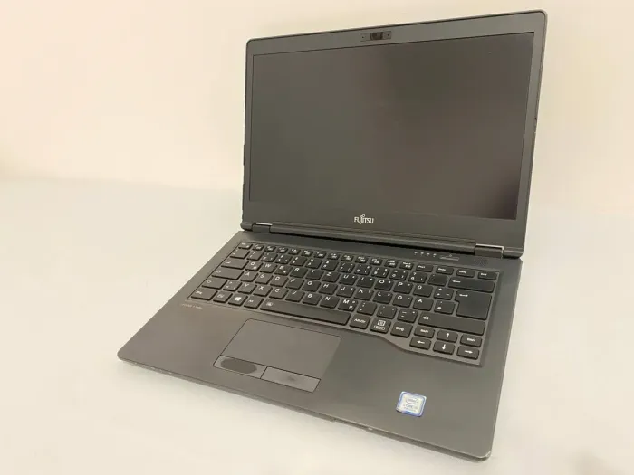 Ноутбук Б-клас Fujitsu LifeBook U748 / 14" (1920x1080) IPS / Intel Core i5-7200U (2 (4) ядра по 2.5 - 3.1 GHz) / 8 GB DDR4 / 256 GB SSD / Intel HD Graphics 620 / WebCam б/в - зображення 4