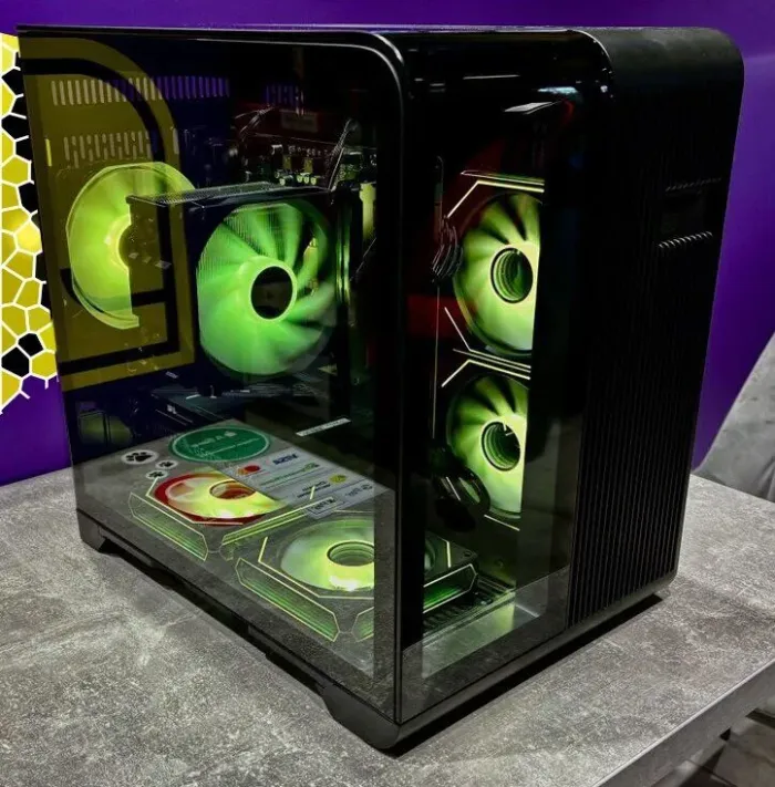 Ігровий ПК 1stPlayer RT5 Black Tower / AMD Ryzen 5 8400F (6 (12) ядер по 4.2 - 4.7 GHz) / 32 GB DDR5 / 1000 GB SSD M.2 / nVidia GeForce RTX 5060, 8 GB GDDR7, 128-bit б/в - зображення 4