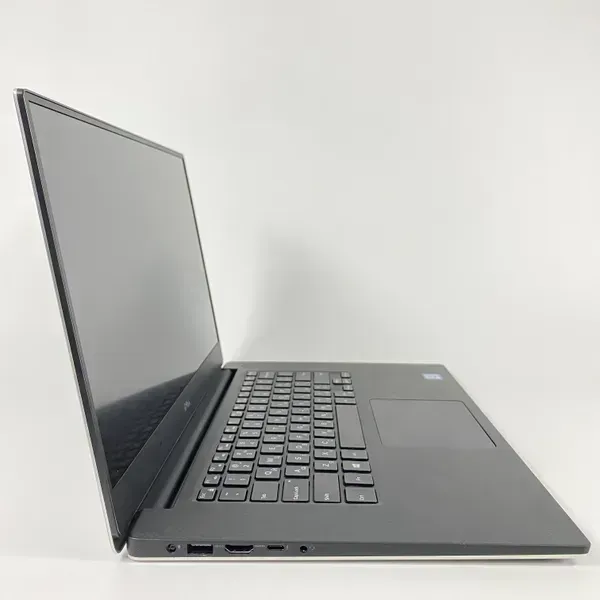 Ігровий ноутбук Dell XPS 15 9550 / 15.6" (1920x1080) IPS / Intel Core i7-6700HQ (4 (8) ядра по 2.6 - 3.5 GHz) / 16 GB DDR4 / 512 GB SSD / nVidia GeForce GTX 960M, 2 GB GDDR5, 128-bit / HDMI б/в - зображення 4