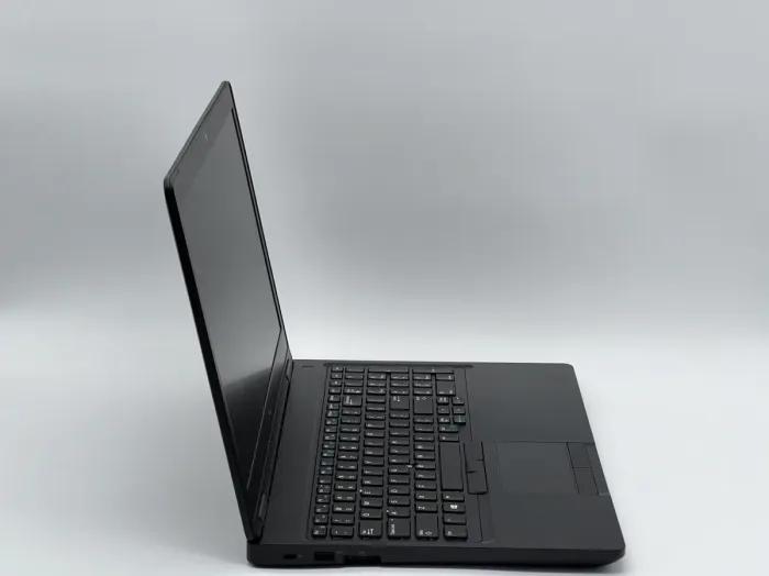 Ноутбук Dell Precision 3530 / 15.6" (1920x1080) IPS / Intel Core i5-8400H (4 (8) ядра по 2.5 - 4.2 GHz) / 16 GB DDR4 / 480 GB SSD / Intel UHD Graphics 630 / WebCam б/в - зображення 3
