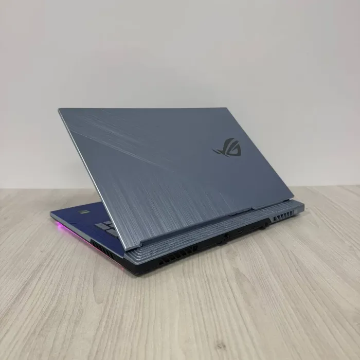 Ігровий ноутбук Б-клас Asus ROG Strix G17 G731GU / 17.3" (1920x1080) IPS / Intel Core i7-9750H (6 (12) ядер по 2.6 - 4.5 GHz) / 16 GB DDR4 / 1000 GB SSD NVMe / nVidia GeForce GTX 1660 Ti, 6 GB GDDR6, 192-bit / WebCam б/в - зображення 6