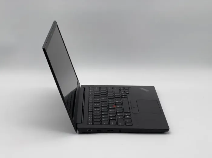 Ноутбук Б-клас Lenovo ThinkPad E14 Gen 2 / 14" (1920x1080) IPS / Intel Core i5-1135G7 (4 (8) ядра по 2.4 - 4.2 GHz) / 16 GB DDR4 / 250 GB SSD / Intel Iris Xe Graphics / WebCam б/в - зображення 4