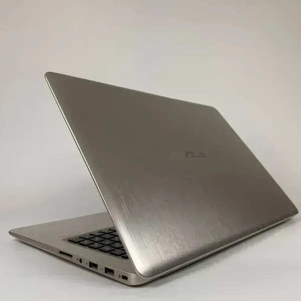 Ігровий ноутбук Б-клас Asus VivoBook X580VD / 15.6" (1920x1080) TN / Intel Core i7-7700HQ (4 (8) ядра по 2.8 - 3.8 GHz) / 16 GB DDR4 / 128 GB SSD + 1000 GB HDD / nVidia GeForce GTX 1050, 4 GB GDDR5, 128-bit / WebCam / HDMI б/в - зображення 8