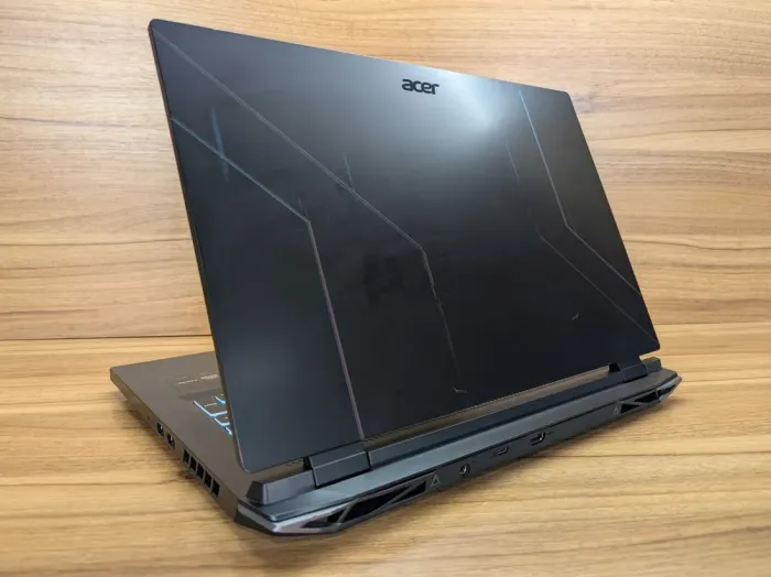 Ігровий ноутбук Acer Nitro 5 AN517-42 / 17.3" (1920x1080) IPS / AMD Ryzen 7 6800H (8 (16) ядер по 3.2 - 4.7 GHz) / 16 GB DDR4 / 512 GB SSD / nVidia GeForce RTX 3060, 6 GB GDDR6, 192-bit / WebCam / Windows 10 б/в - зображення 9