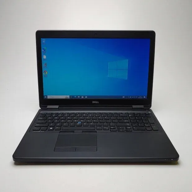 Ноутбук Dell Latitude E5550 / 15.6" (1366x768) TN / Intel Core i7-5600U (2 (4) ядра по 2.6 - 3.2 GHz) / 8 GB DDR3 / 240 GB SSD / Intel HD Graphics 5500 / WebCam / Win 10 Pro б/в - зображення 2