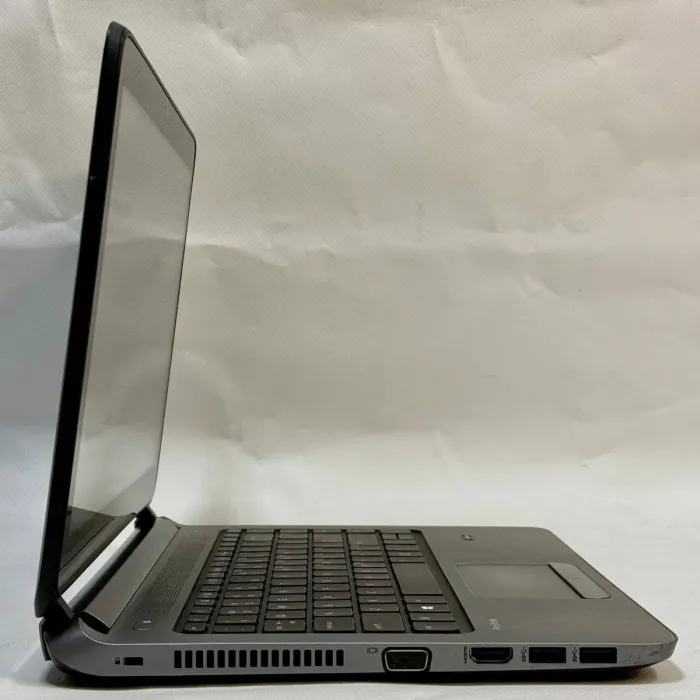 Ноутбук HP ProBook 430 G2 / 13.3" (1366x768) TN / Intel Core i5-5200U (2 (4) ядра по 2.2 - 2.7 GHz) / 8 GB DDR3 / 250 GB SSD / Intel HD Graphics 5500 / WebCam б/в - зображення 4