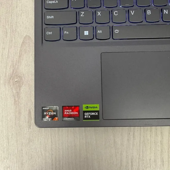 Ігровий ноутбук Б-класу Lenovo Legion 5 15ARP8 / 15,6" (2560x1440) IPS / AMD Ryzen 7 7735HS (8 (16) ядер 3.2 - 4.75 GHz) / 16 GB DDR5 / 512 GB SSD / nVidia GeForce RTX 4060, 8 GB GDDR6, 128-bit / WebCam б/в - зображення 3