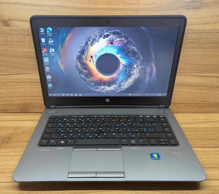 Ноутбук HP ProBook 645 G1 / 14" (1366x768) TN / AMD A6-5350M (2 ядра по 2.9 - 3.5 GHz) / 8 GB DDR3 / 120 GB SSD / AMD Radeon HD 8450G / WebCam / Fingerprint / Windows 10 б/в - зображення 2