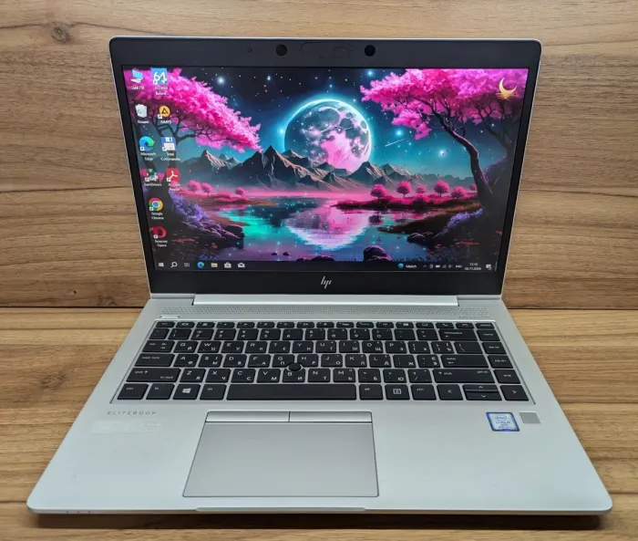 Ультрабук HP EliteBook 840 G5 / 14" (1920x1080) IPS / Intel Core i5-8350U (4 (8) ядра по 1.7 - 3.6 GHz) / 16 GB DDR4 / 512 GB SSD / Intel UHD Graphics 620 / TouchID / WebCam / Windows 10 б/в - зображення 2