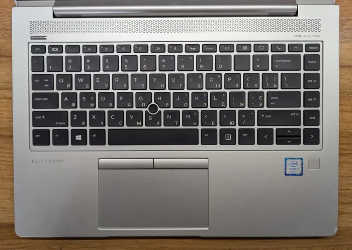 Ультрабук Б-клас HP EliteBook 840 G6 / 14" (1920x1080) IPS / Intel Core i5-8265U (4 (8) ядра по 1.6 - 3.9 GHz) / 16 GB DDR4 / 512 GB SSD / Intel UHD Graphics 620 / WebCam / TouchID / Windows 10 б/в - зображення 4