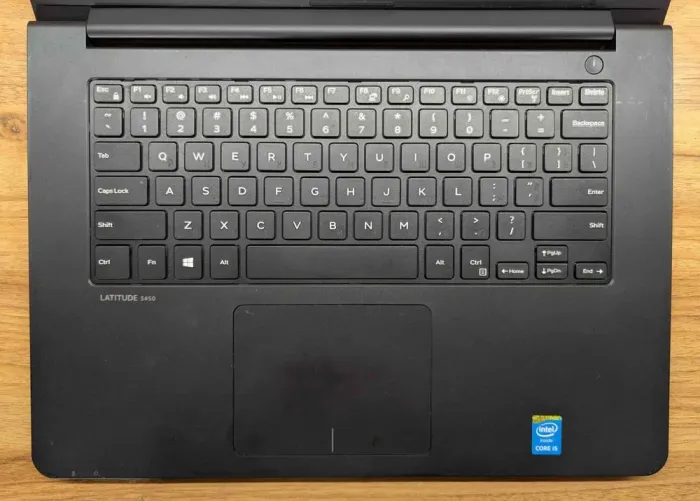 Ноутбук Б-клас Dell Latitude 3450 / 14" (1366x768) TN / Intel Core i5-5200U (2 (4) ядра по 2.2 - 2.7 GHz) / 8 GB DDR3 / 240 GB SSD / Intel HD Graphics 5500 / WebCam / Windows 10 б/в - зображення 4