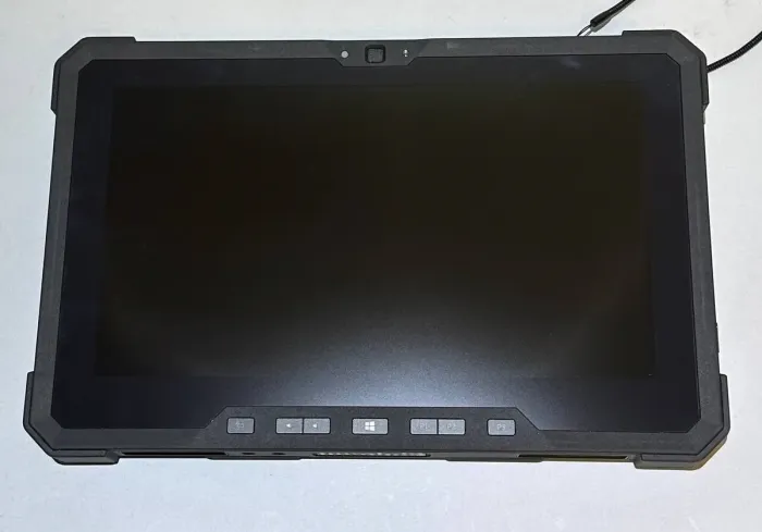 Захищений планшет Dell Latitude 7212 Rugged Extreme / 11,6'' (1920x1080) IPS / Intel Core i5-7300U (2 (4) ядра по 2,6 - 3,5 ГГц) / 8 ГБ DDR3 / 256 ГБ SSD / Intel HD Graphics 620 / WebCam б/в - зображення 2