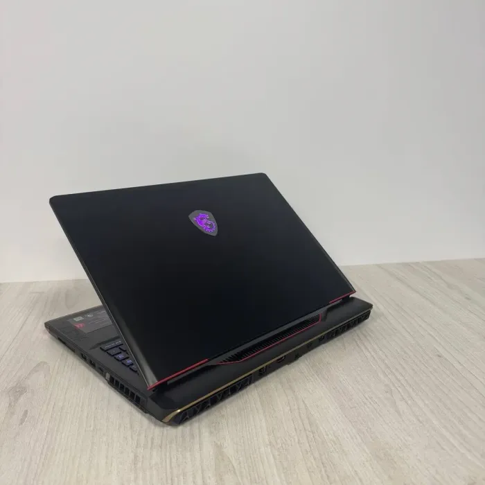 Ігровий ноутбук Б-класу MSI Raider GE68 HX 14VGG / 16" (1920×1200) IPS / Intel Core i9-14900HX (24 (32) ядра по 2,2 - 5,7 ГГц) / 32 ГБ DDR5 / 1000 ГБ SSD NVMe / nVidia GeForce RTX 4070, 8 ГБ GDDR6, 128-біт / Веб-камера б/в - зображення 7