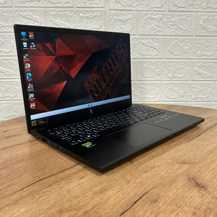 Ігровий ноутбук Acer Nitro V15 ANV15-41 / 15.6" (1920x1080) IPS / AMD Ryzen 5 7535HS (6 (12) ядер по 3.3 - 4.55 GHz) / 16 GB DDR4 / 512 GB SSD / nVidia GeForce RTX 4050, 6 GB GDDR6, 96-bit / WebCam б/в - зображення 4